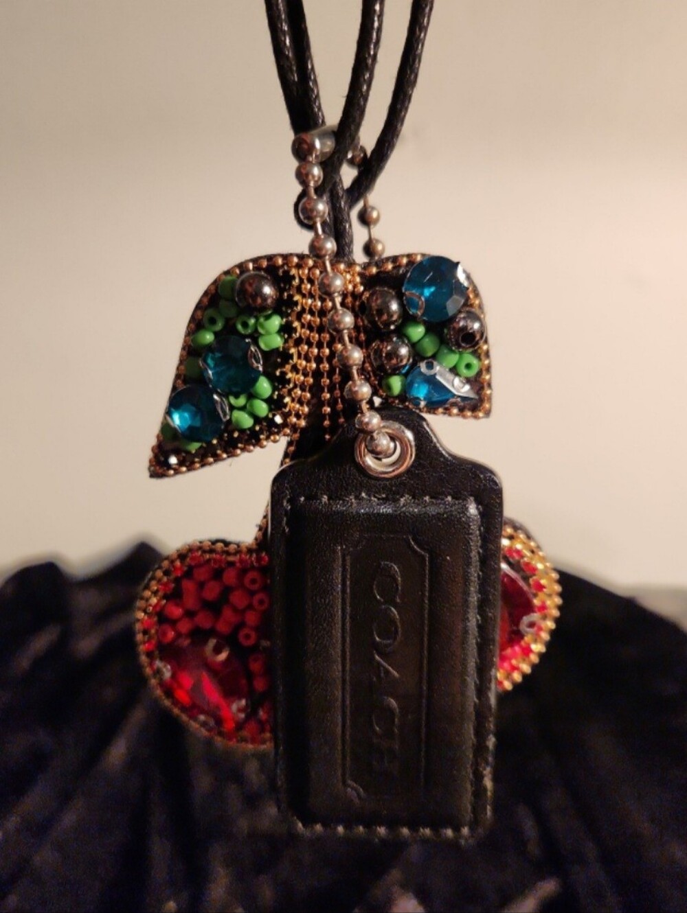 Coach Black Leather Hang Tag - Picture 3 of 4